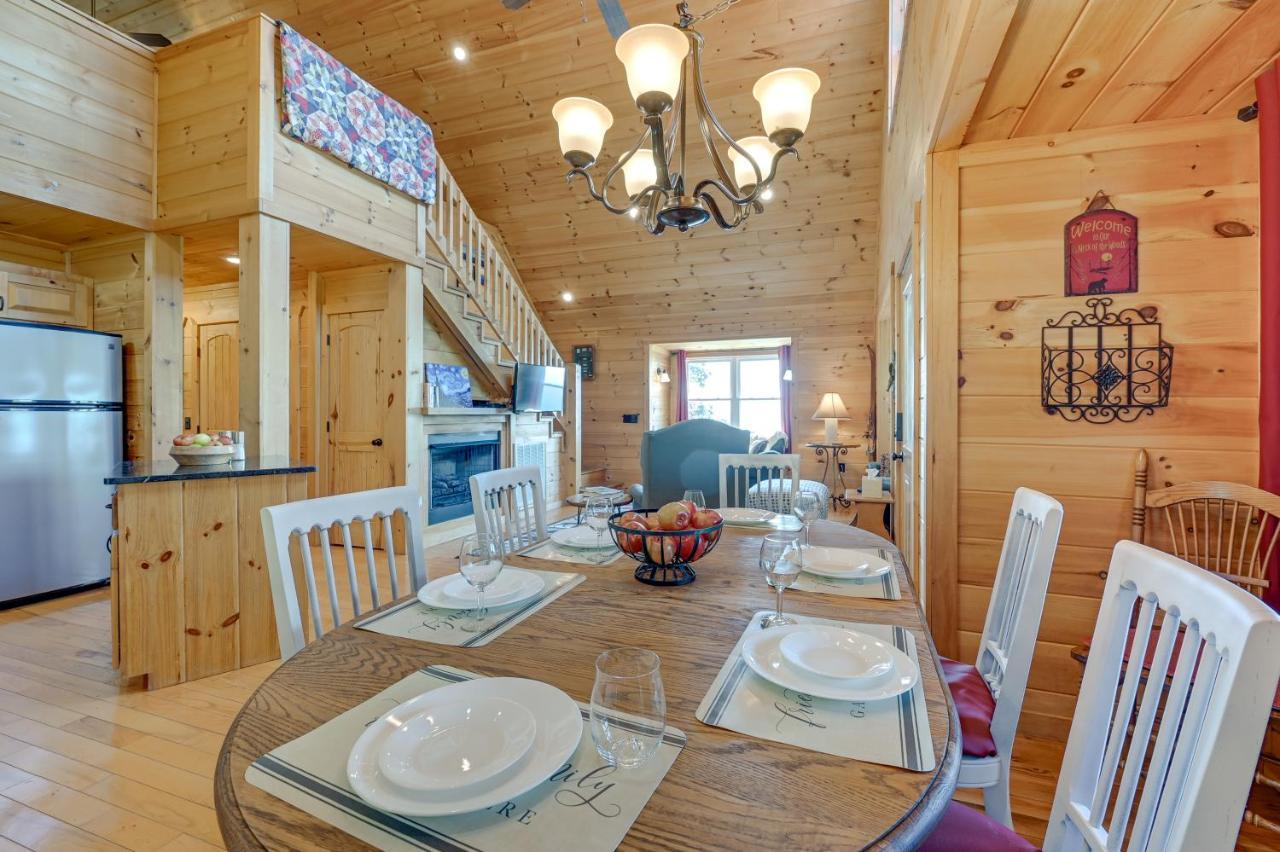 Warm And Cozy Cabin With Deck On Top Of The Blue Ridge Fancy Gap エクステリア 写真