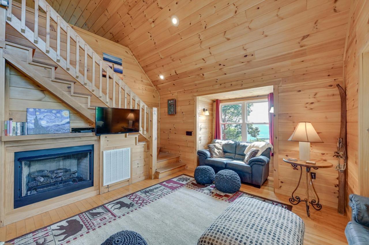 Warm And Cozy Cabin With Deck On Top Of The Blue Ridge Fancy Gap エクステリア 写真