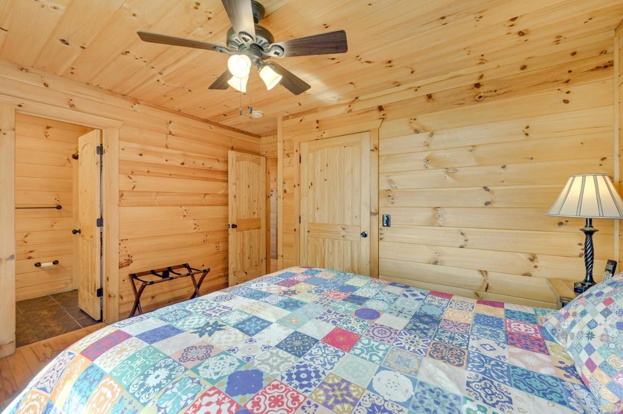 Warm And Cozy Cabin With Deck On Top Of The Blue Ridge Fancy Gap エクステリア 写真
